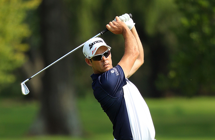 Van Zyl makes all the right moves at SA Open