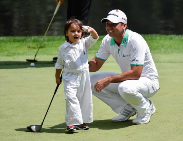 Jason Day at the Masters Par 3 contest