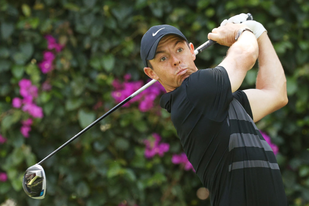 McIlory leads in Mexico, Oosthuizen three back