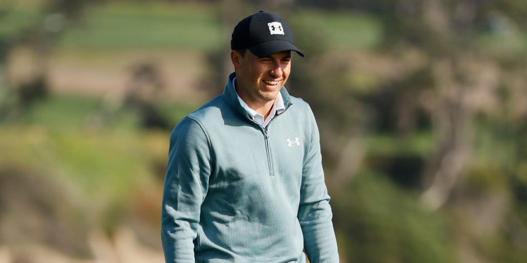 Spieth extends Pebble Beach lead