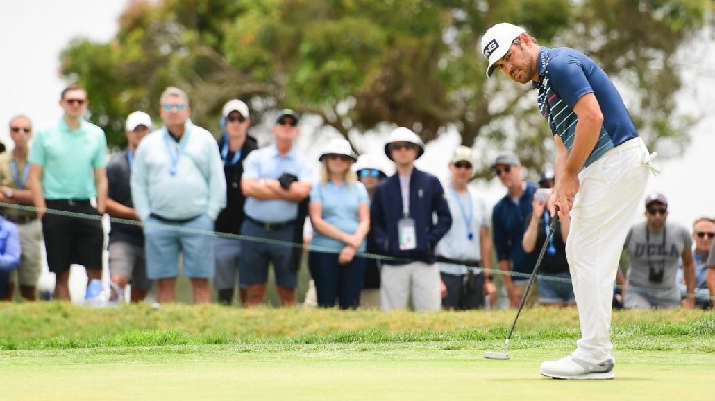 Oosthuizen: I'll keep knocking on the Major door