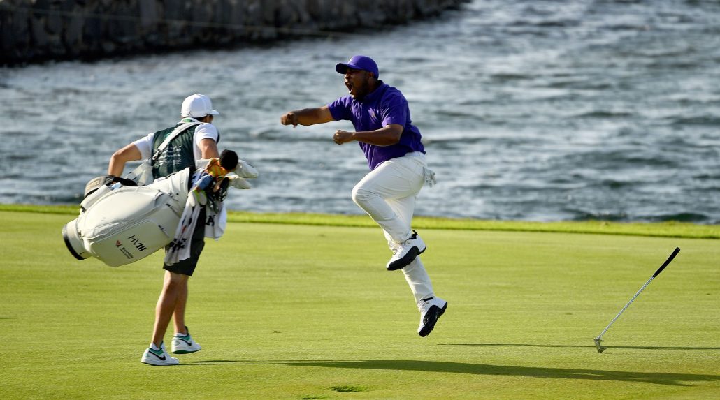 Harold Varner III celebrates eagle