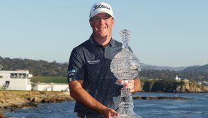 Tom Hoge Pebble Beach trophy 2022