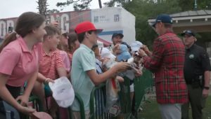 Jordan Spieth stays true to word fans