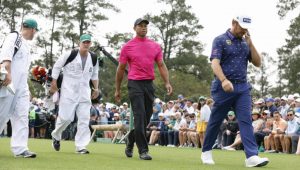 Tiger Woods walks Masters 2022