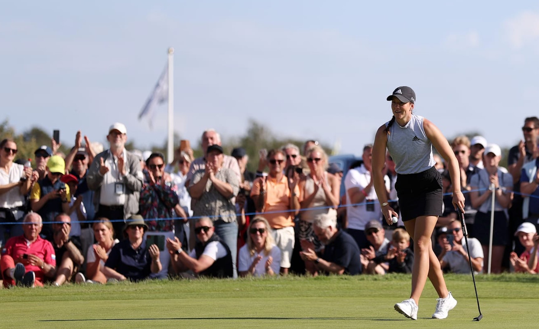 Grant bids to become first female DP World Tour winner