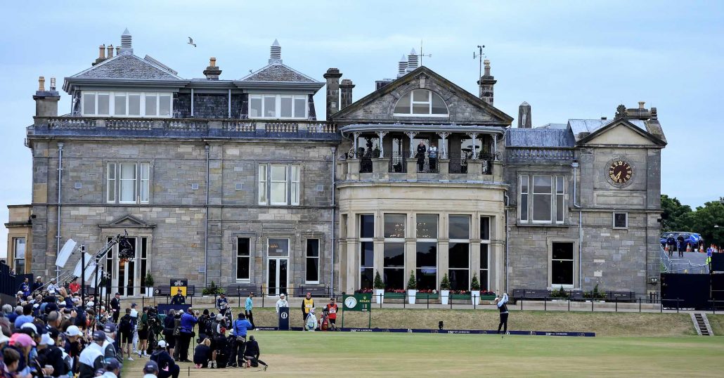 Paul Lawrie Hole 1 St Andrews 2022