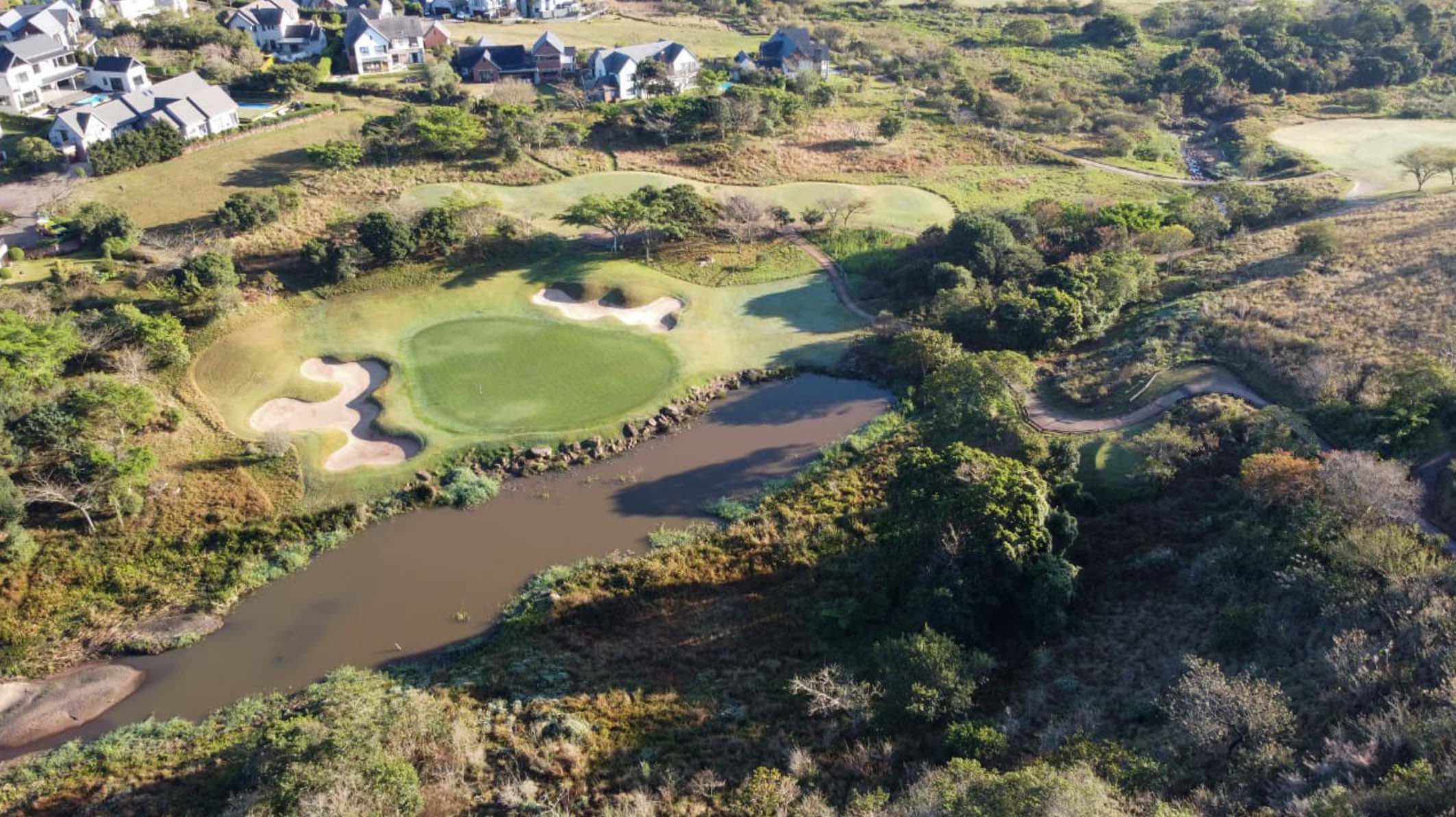 7th hole Cotswold Downs