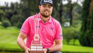 Dan Bradbury Joburg Open 2022 trophy