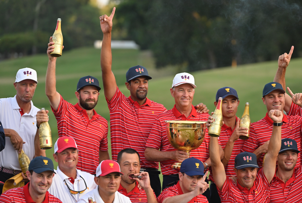 Presidents Cup US Team celebrating