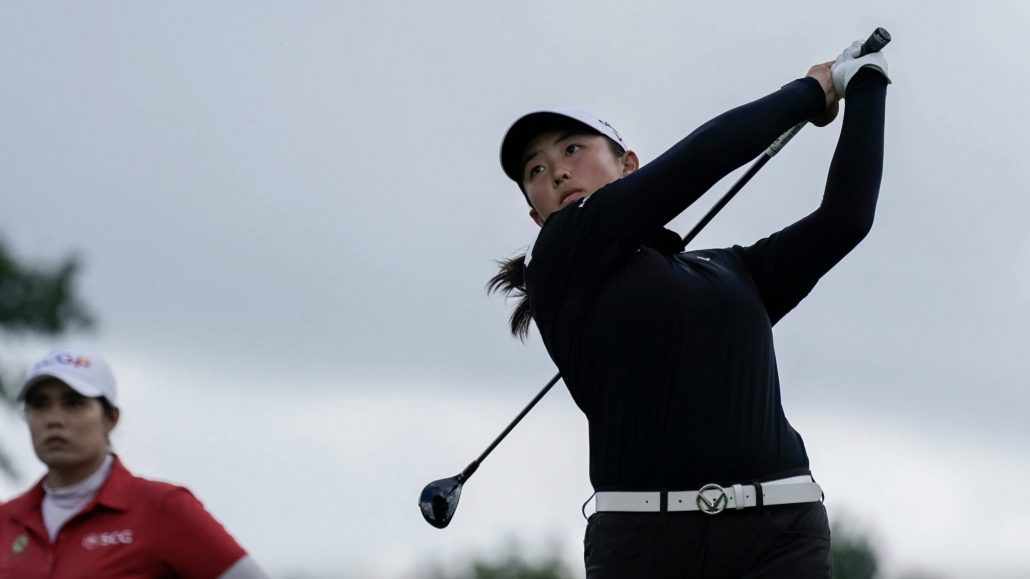 Yin takes women's golf No 1 ranking